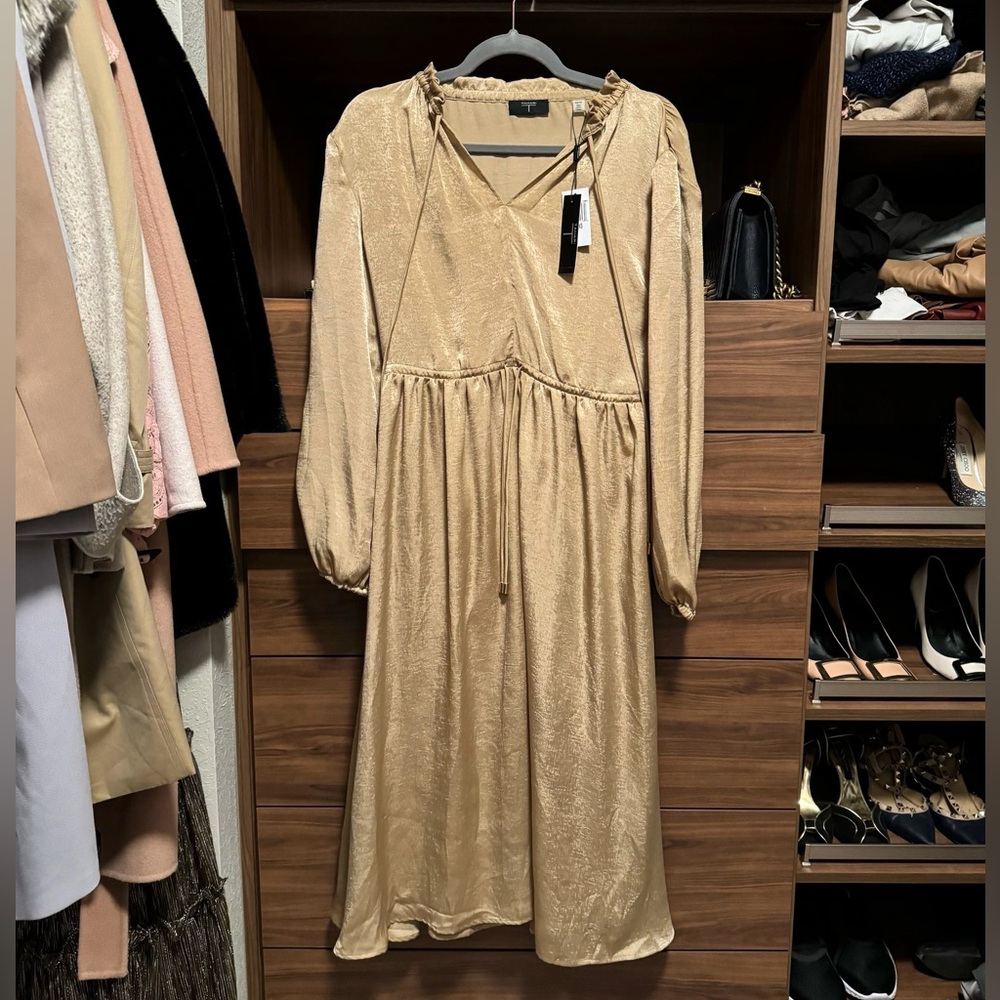 T Tahari Stain Tan Ruffle High waist dress (NWOT)